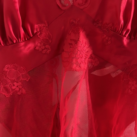 Victoria Secret Red Babydoll Negligee Size Small - Picture 4 of 8